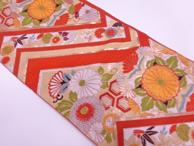アンティーク　古典柄に菊・笹模様織出し袋帯（着用可）